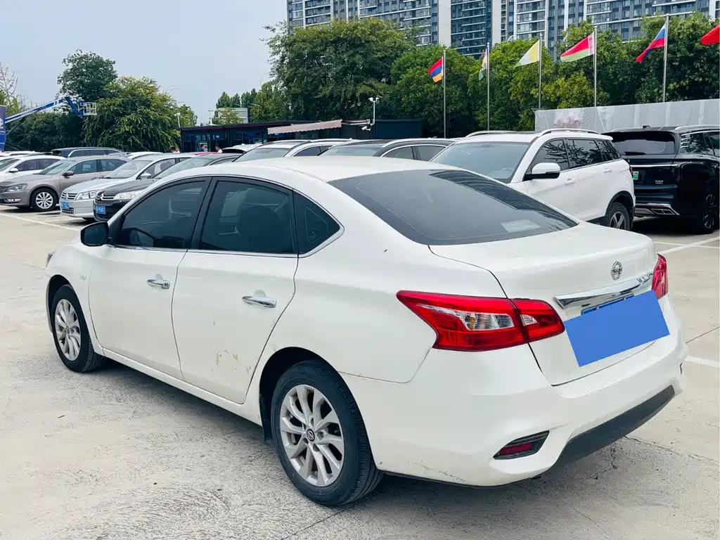 Nissan Sylphy — миниатюра 11