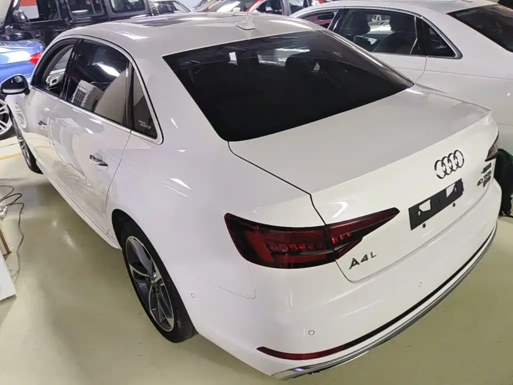 Audi A4L — миниатюра 5