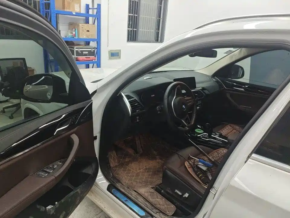 BMW X3 — миниатюра 5