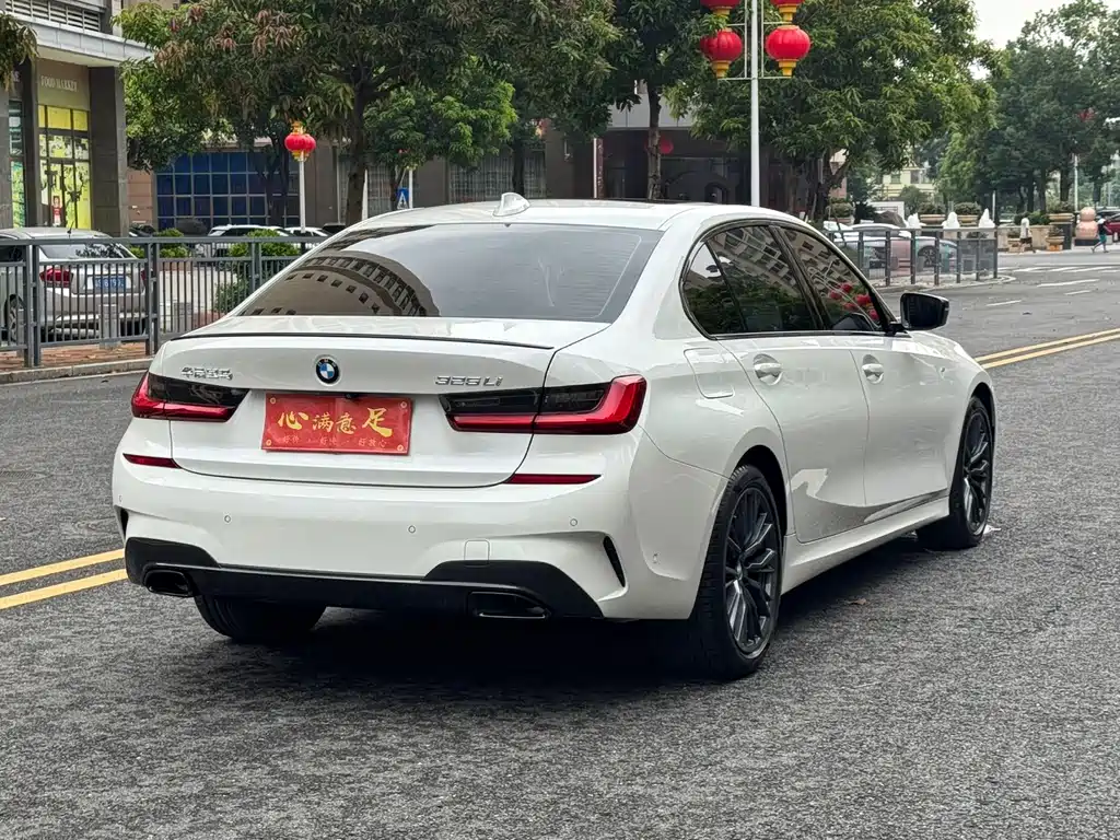 BMW 3 Series — миниатюра 4