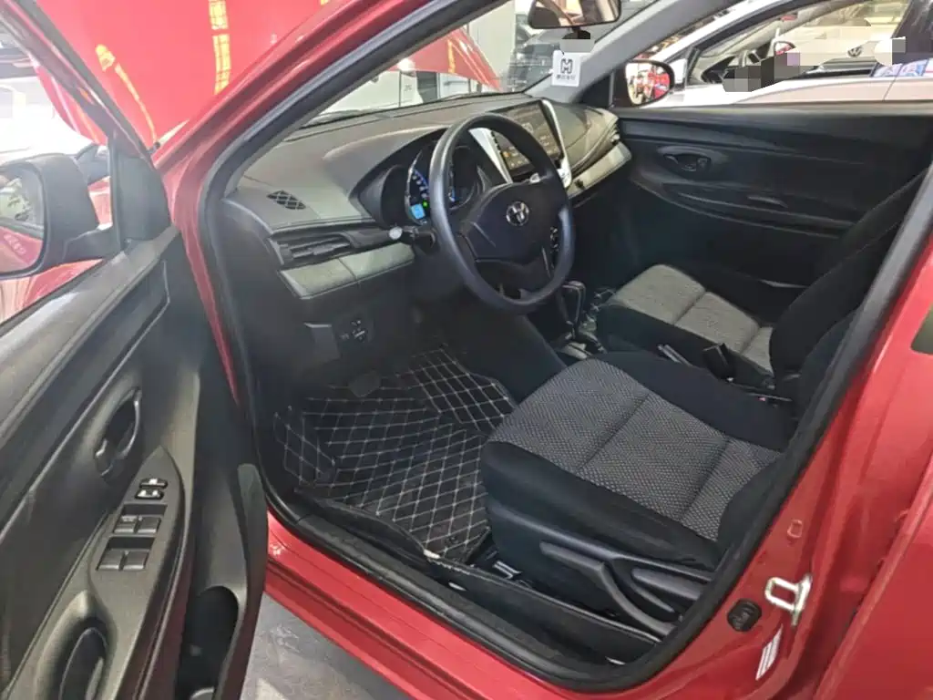 Toyota Vios FS — миниатюра 16