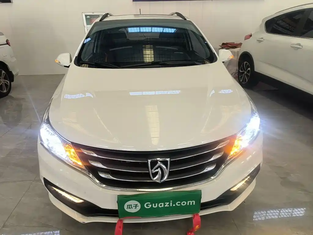Baojun 310 — миниатюра 3