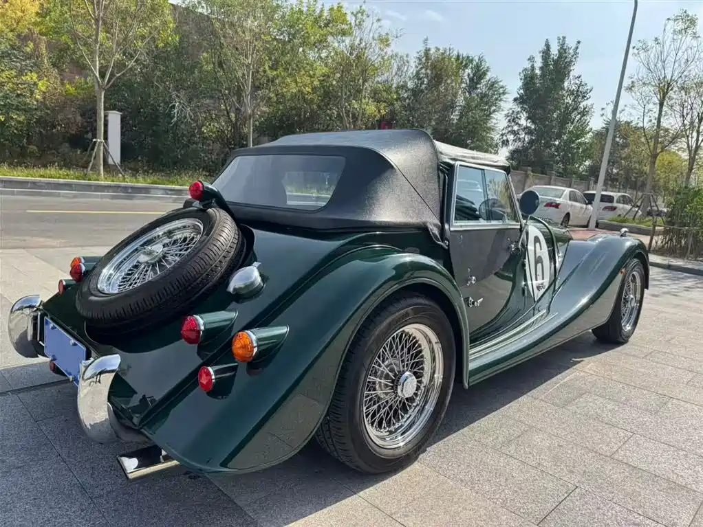 MORGAN PLUS 4