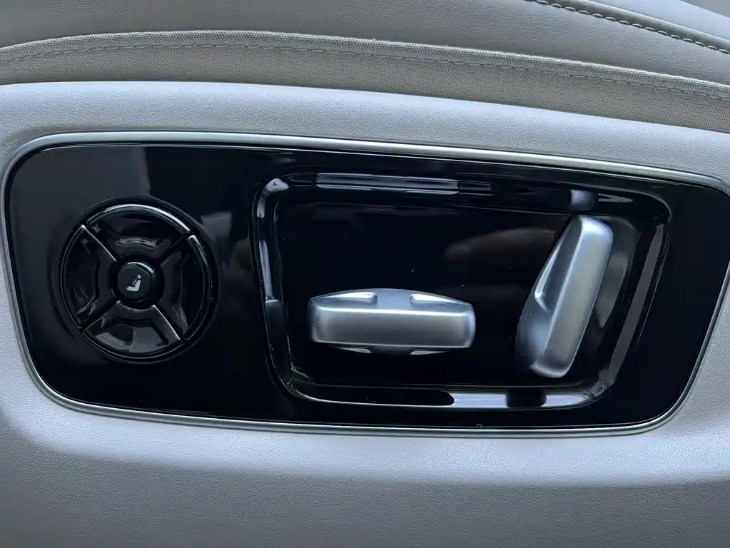 Li Auto Li L9 — миниатюра 13