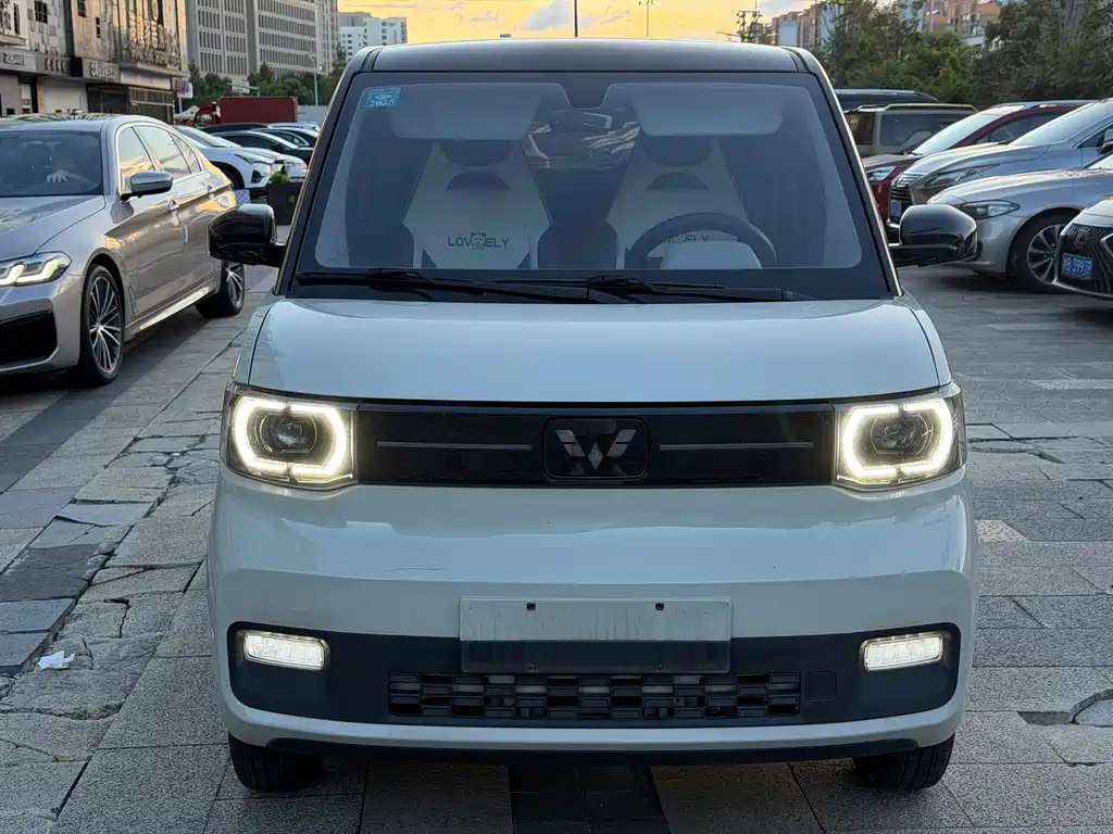 Wuling MINIEV — миниатюра 2