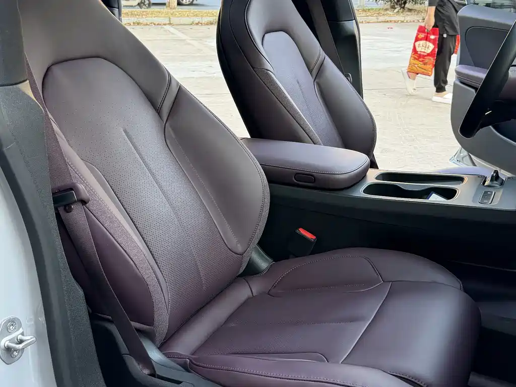 NIO ET5T — миниатюра 19
