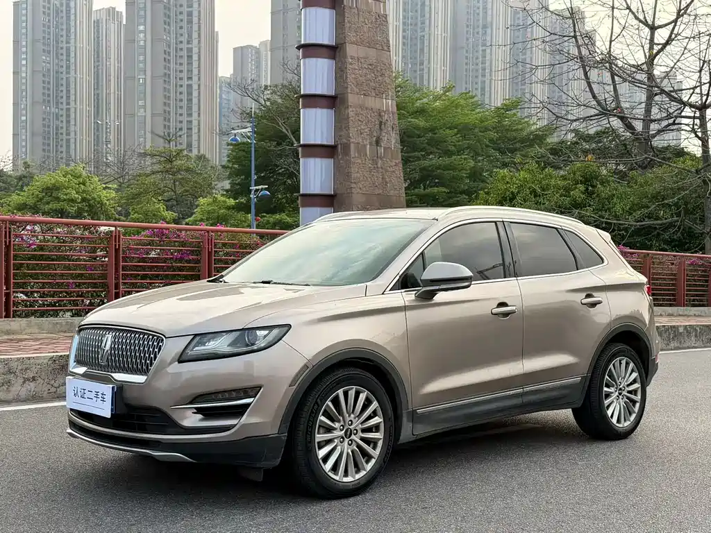 Lincoln MKC 2019