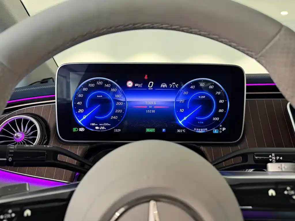 Mercedes-Benz EQE — миниатюра 11