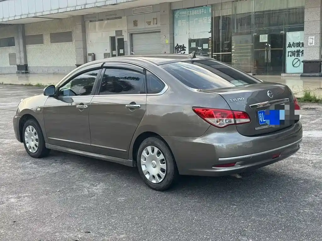 Nissan Sylphy — миниатюра 9