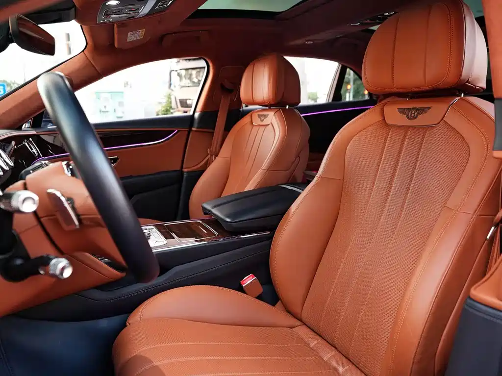 Bentley Flying Spur — миниатюра 15