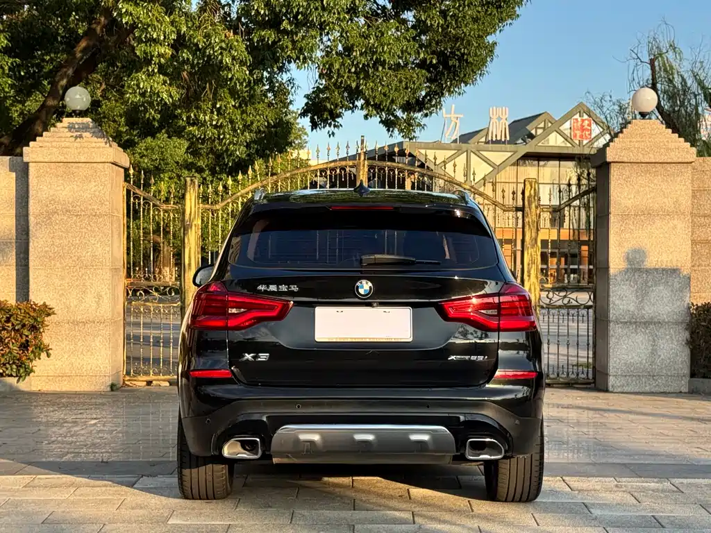 BMW X3 — миниатюра 6