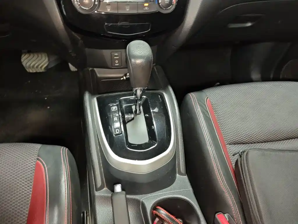 Nissan Qashqai — миниатюра 19
