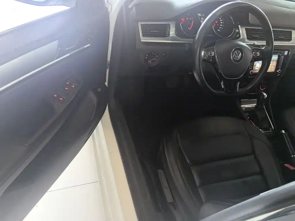 Volkswagen Bora — миниатюра 16