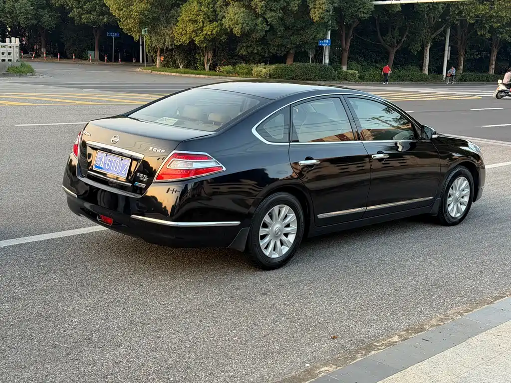Nissan Teana — миниатюра 6