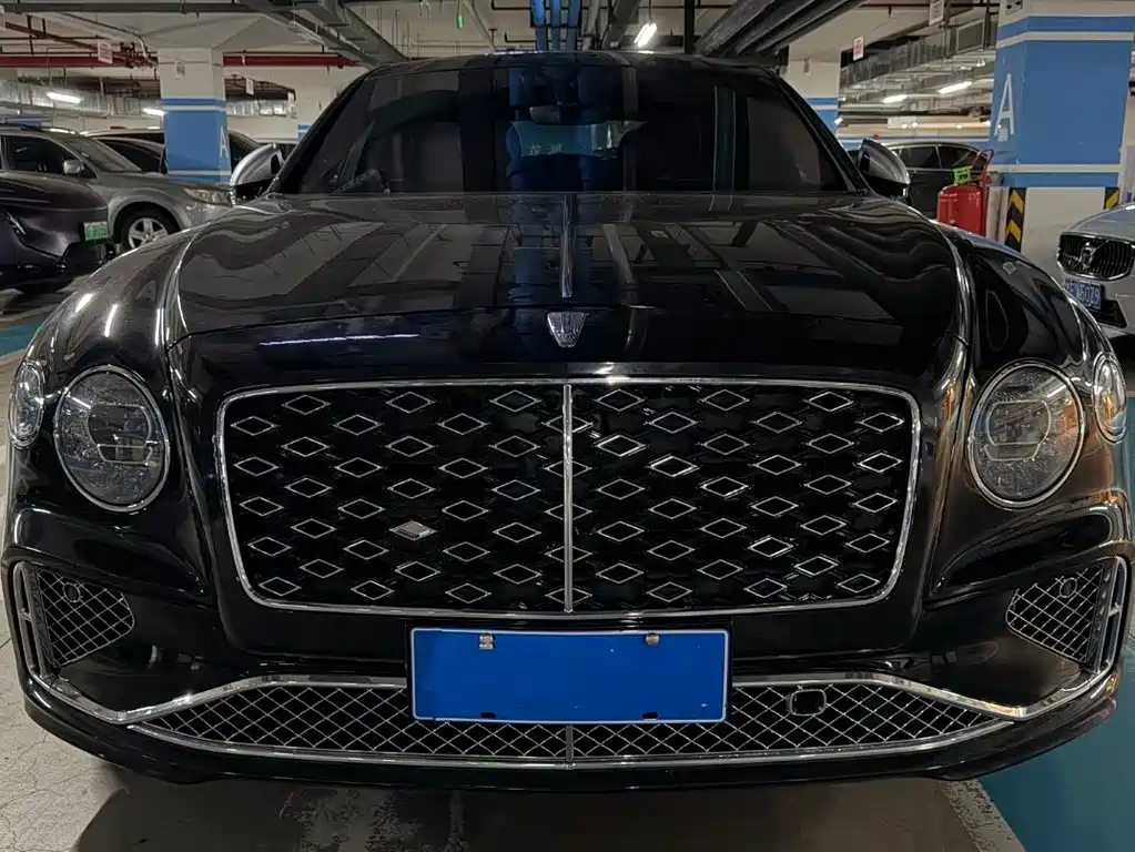 Bentley Flying Spur — миниатюра 3