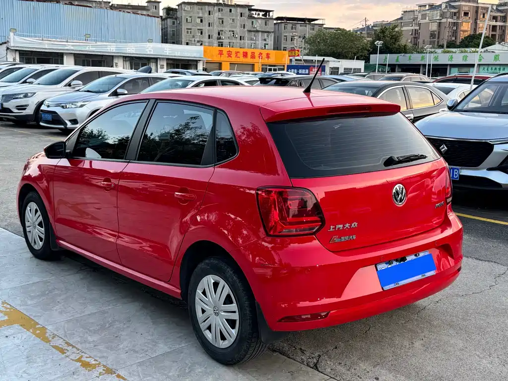 Volkswagen Polo — миниатюра 6