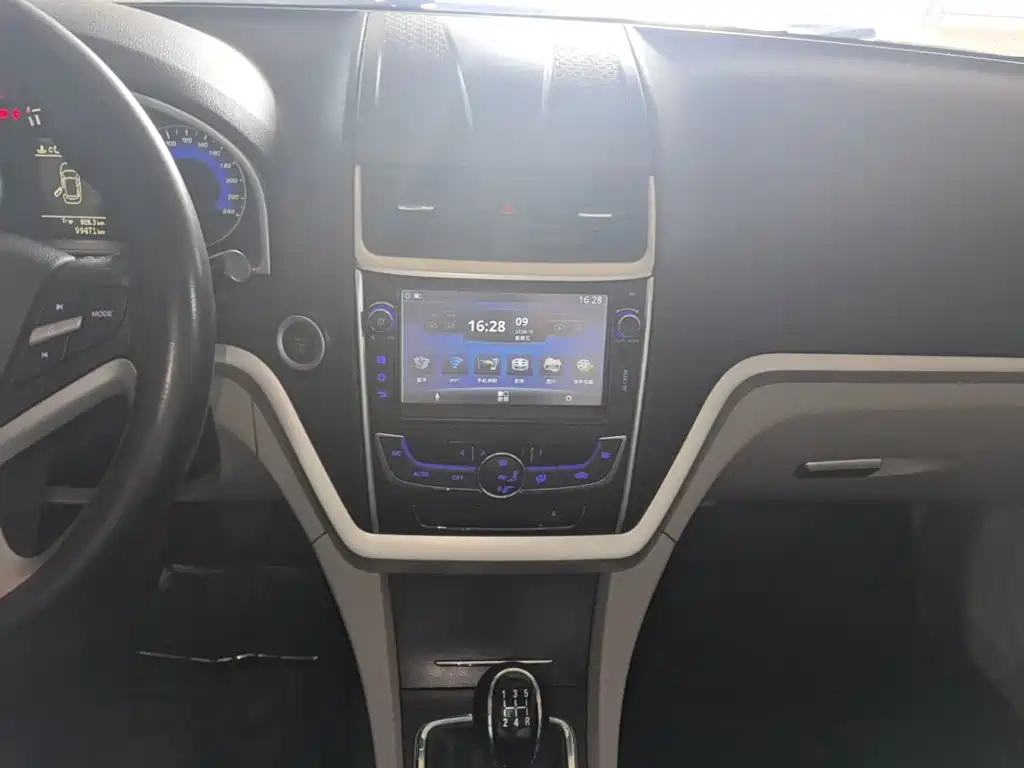 Geely Emgrand — миниатюра 13