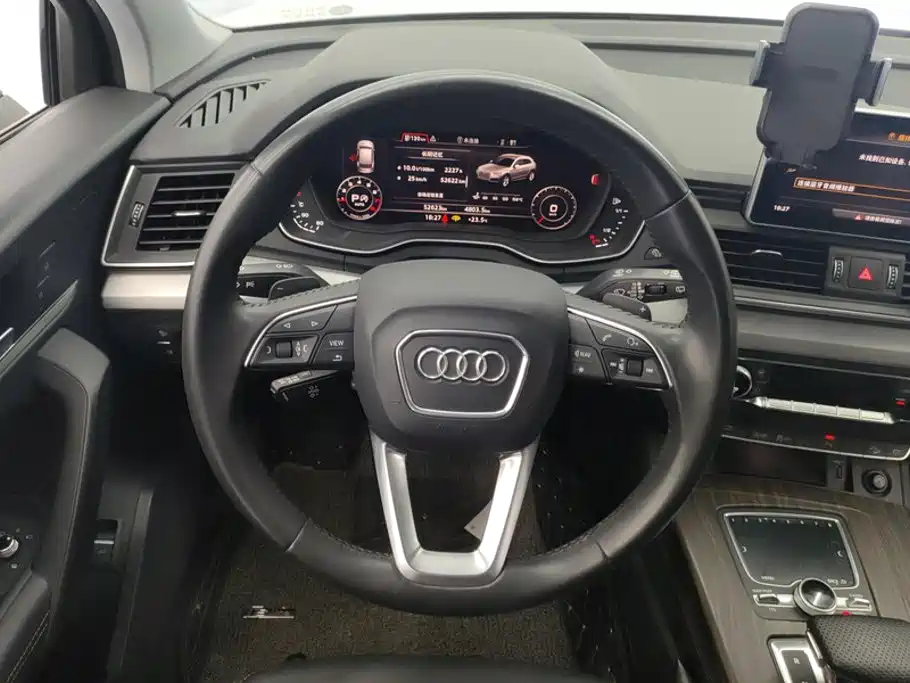 Audi Q5L — миниатюра 15
