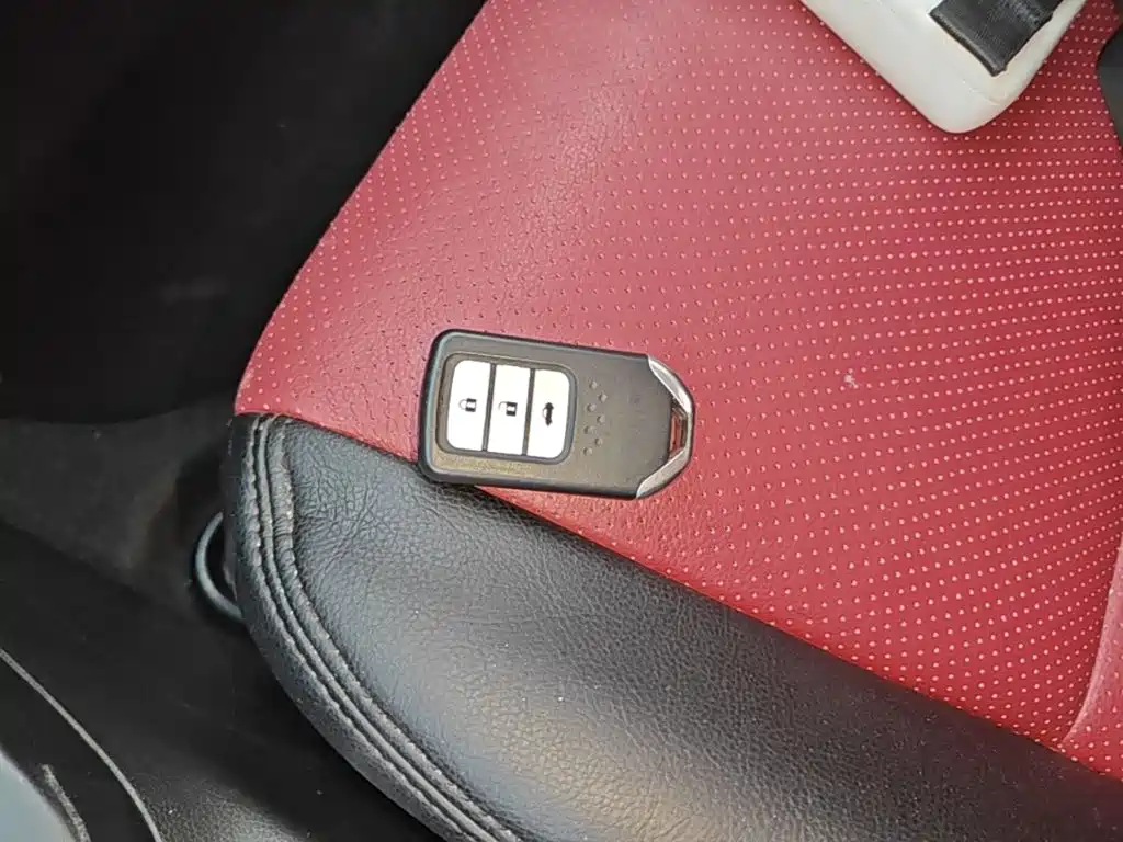 Honda Fit — миниатюра 9