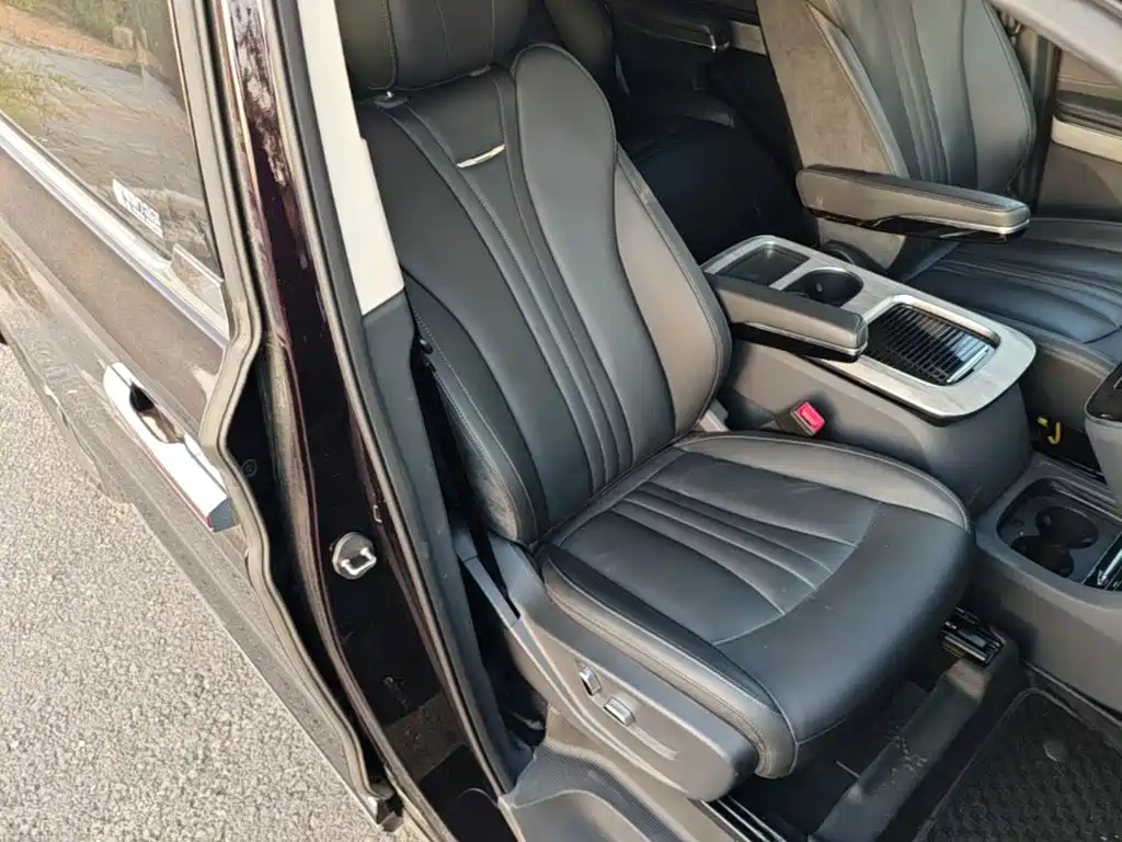 Hongqi Hongqi HQ9 PHEV — миниатюра 25