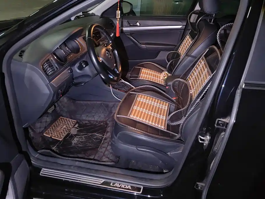 Volkswagen Lavida — миниатюра 9