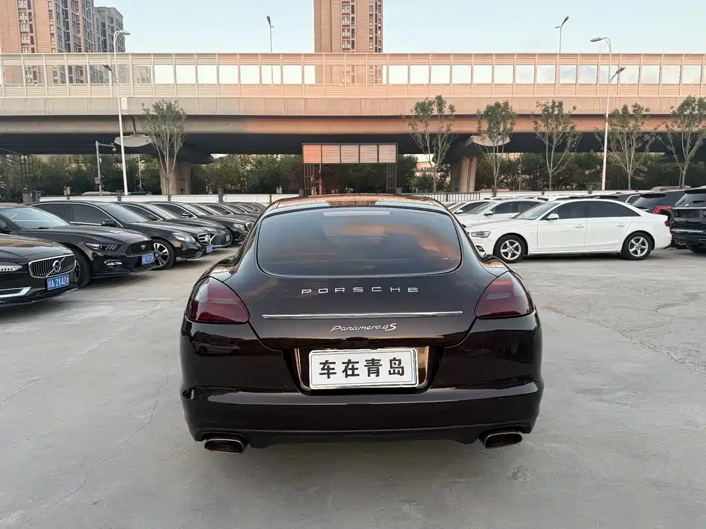 Porsche Panamera — миниатюра 8