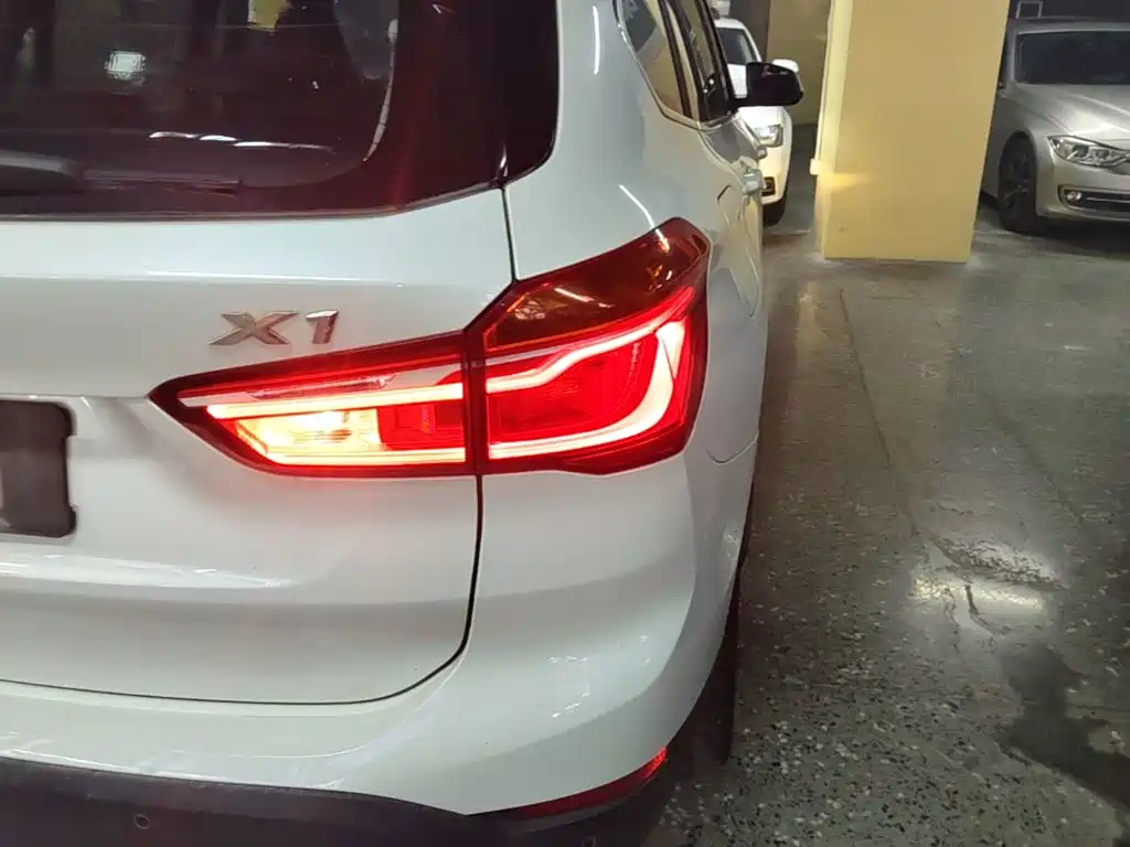 BMW X1 — миниатюра 8