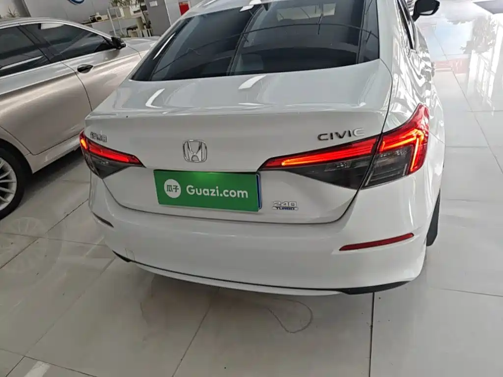 Honda Civic — миниатюра 6