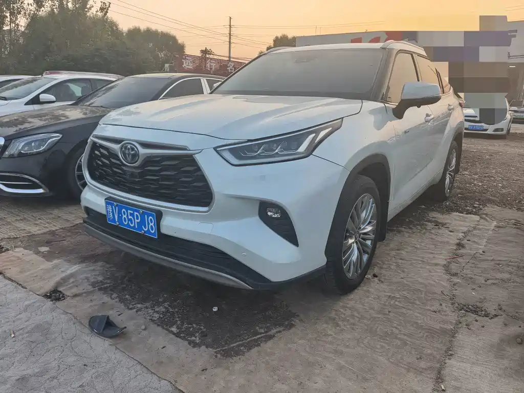 Toyota Highlander — миниатюра 12