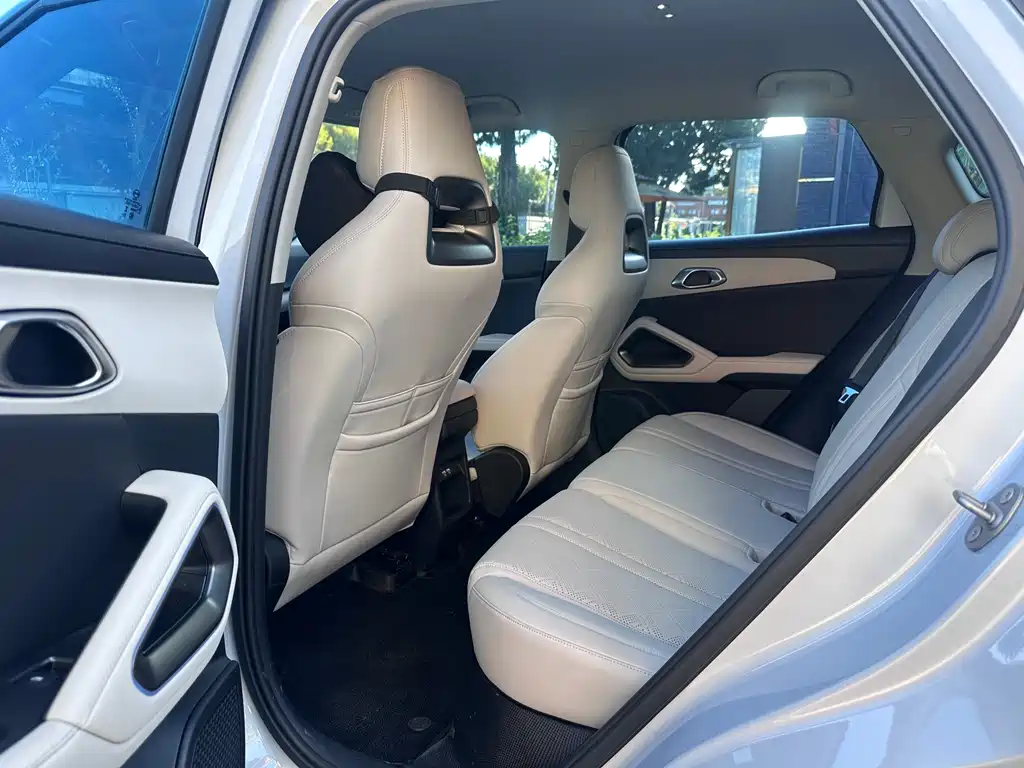 BYD Yuan UP — миниатюра 4