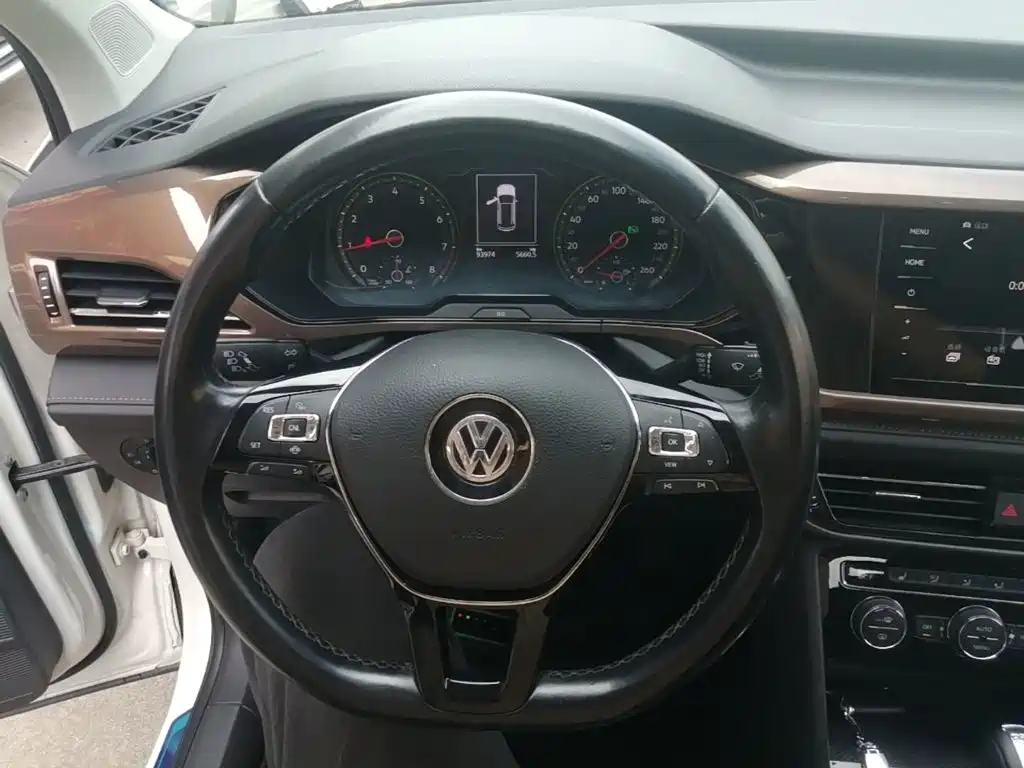 Volkswagen Tharu — миниатюра 11