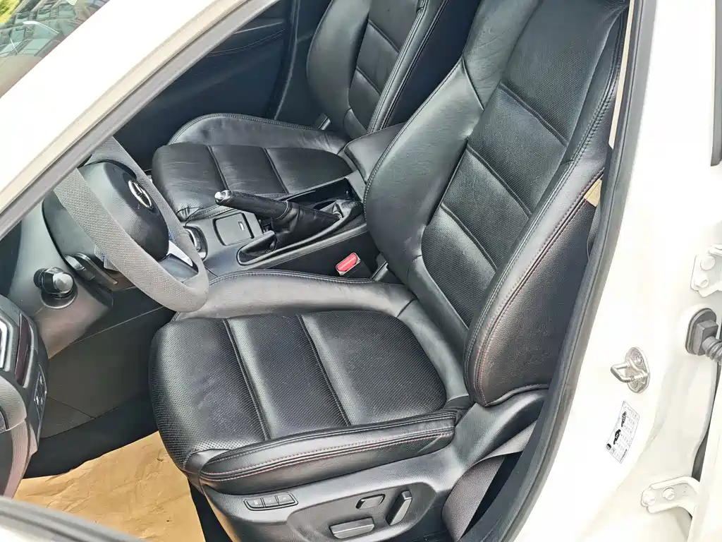 Mazda Atenza — миниатюра 9