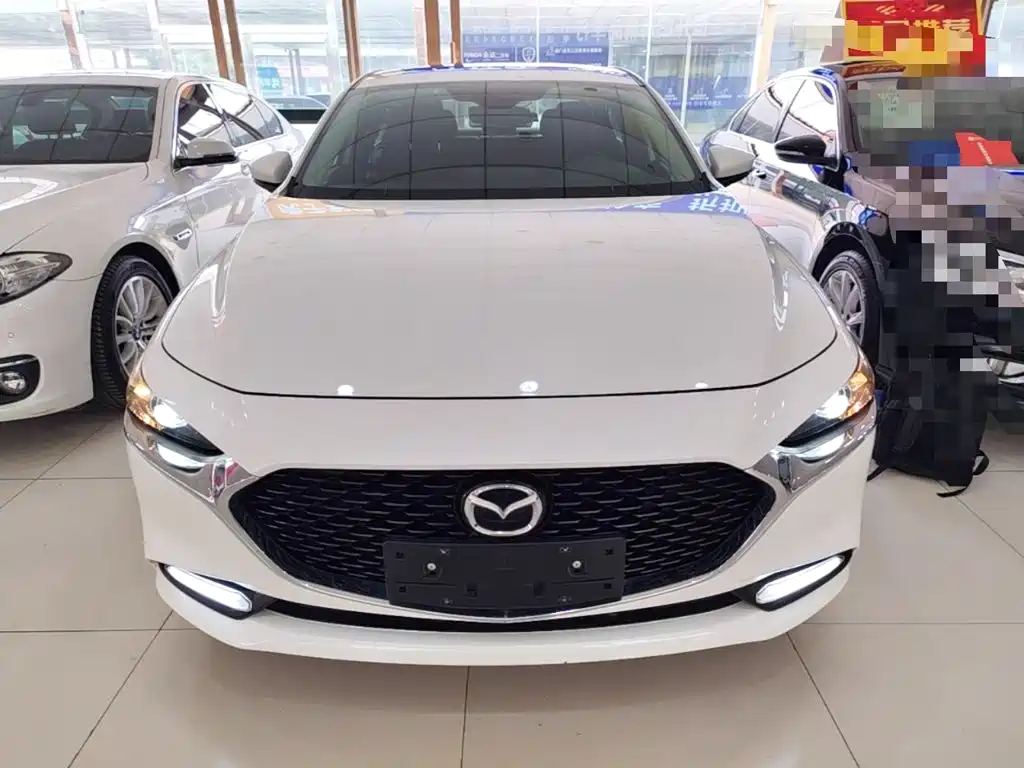 Mazda 3 Axela — миниатюра 3