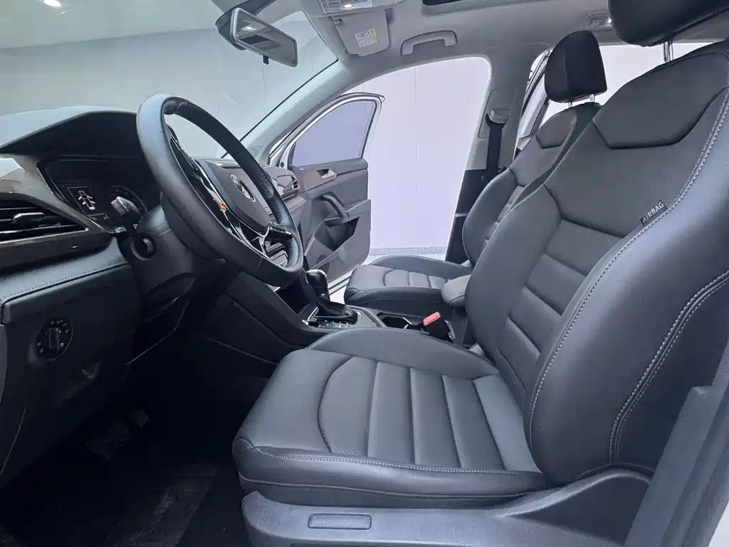 Volkswagen Tharu — миниатюра 12