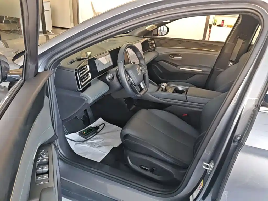 BYD Qin L — миниатюра 16
