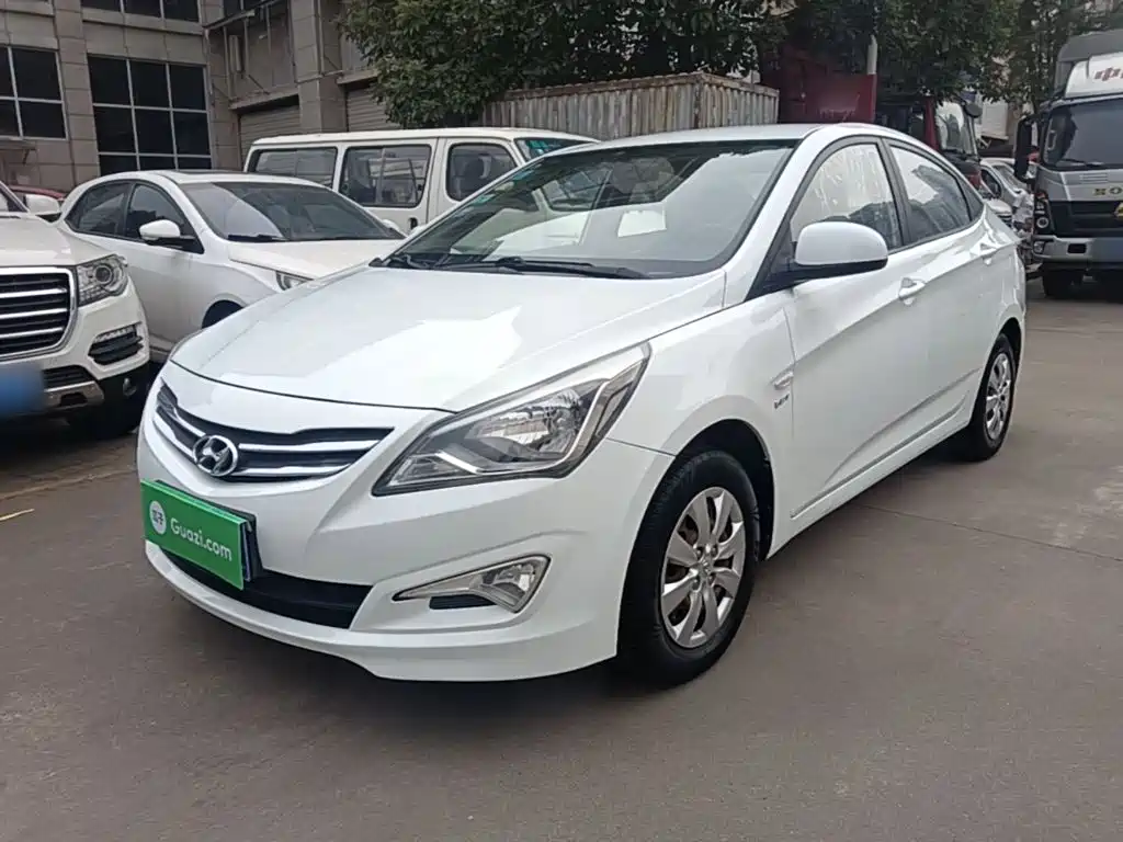 Hyundai Verna — миниатюра 2
