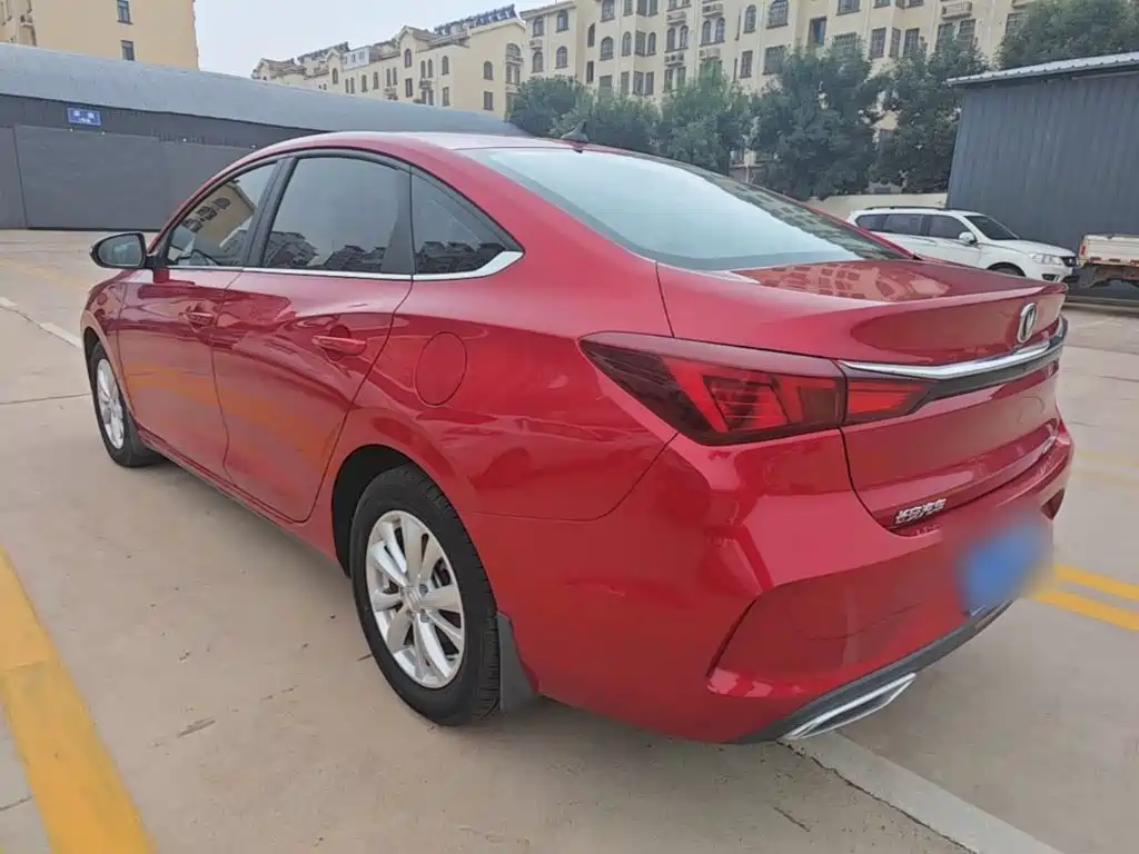 Changan Eado — миниатюра 5