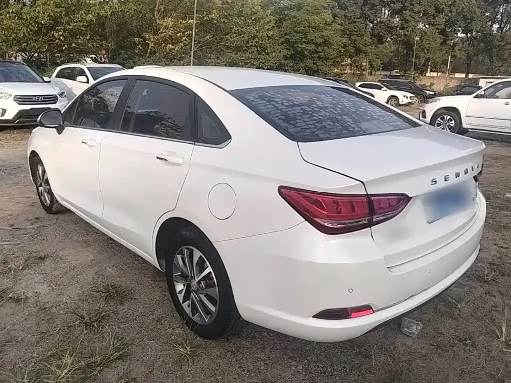 BAIC Senova D50 — миниатюра 5