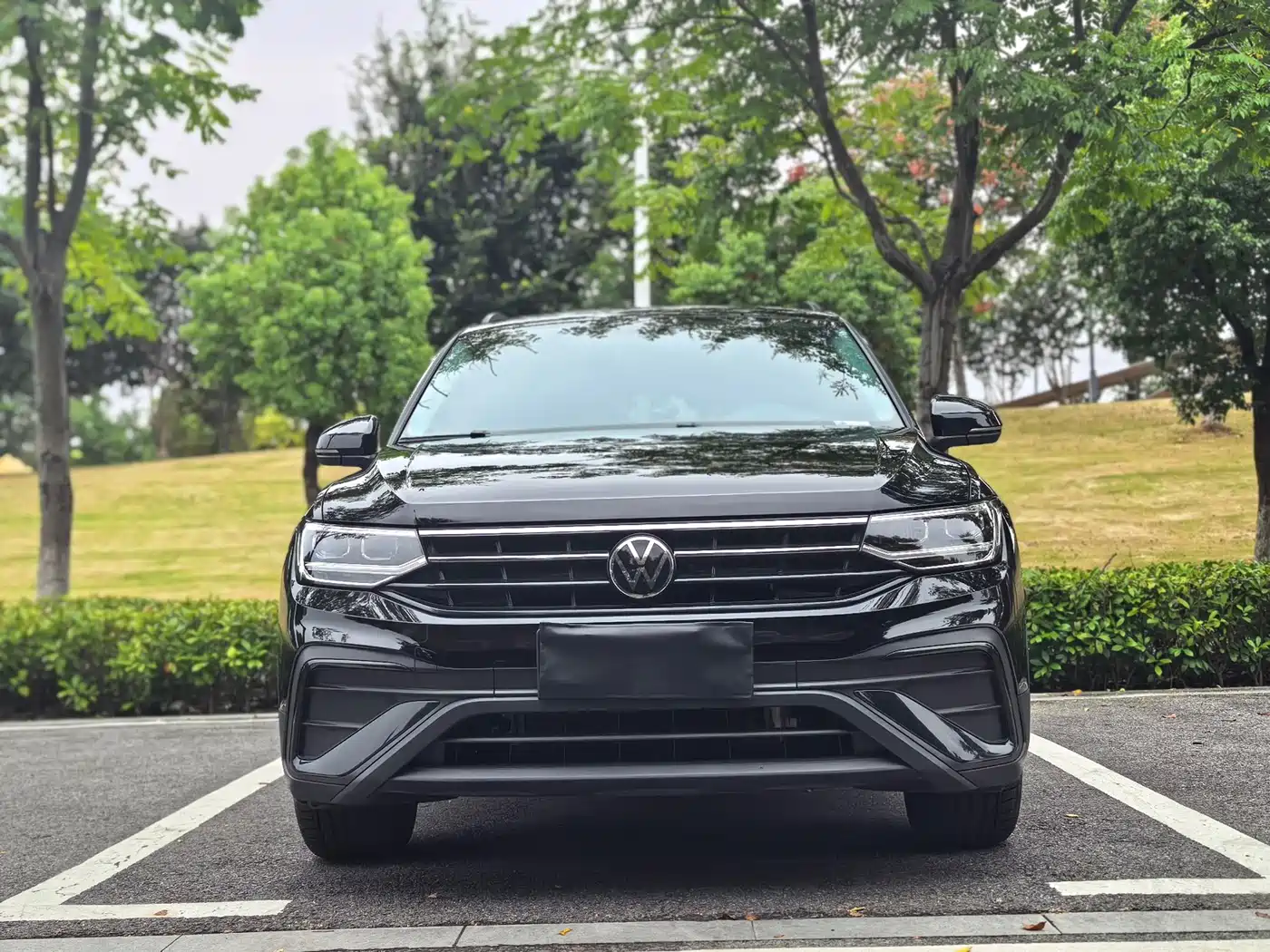途观L 2024款 出众款 300TSI 自动两驱龙行版 2025