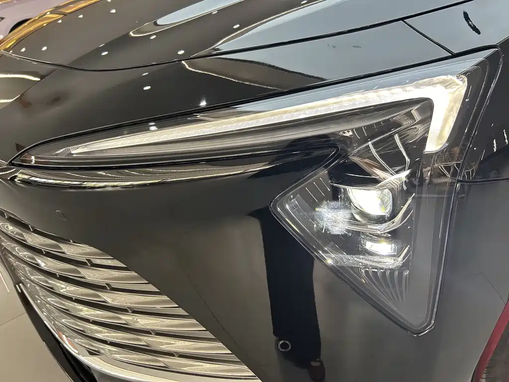 Buick LaCrosse — миниатюра 35