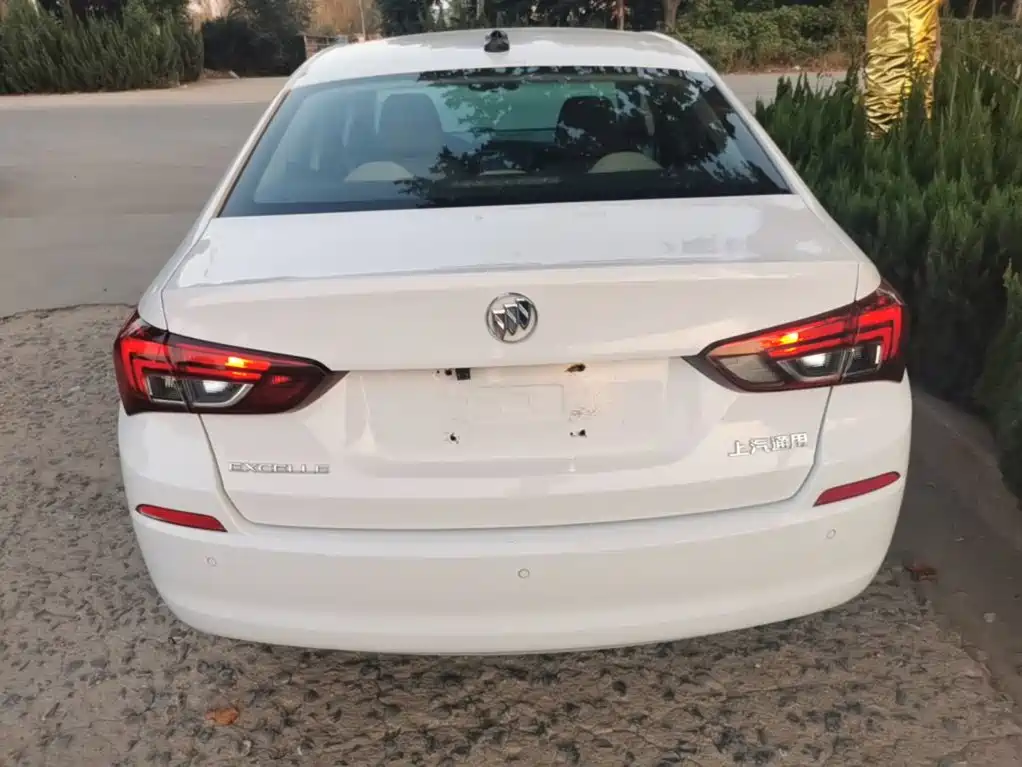 Buick Excelle — миниатюра 6
