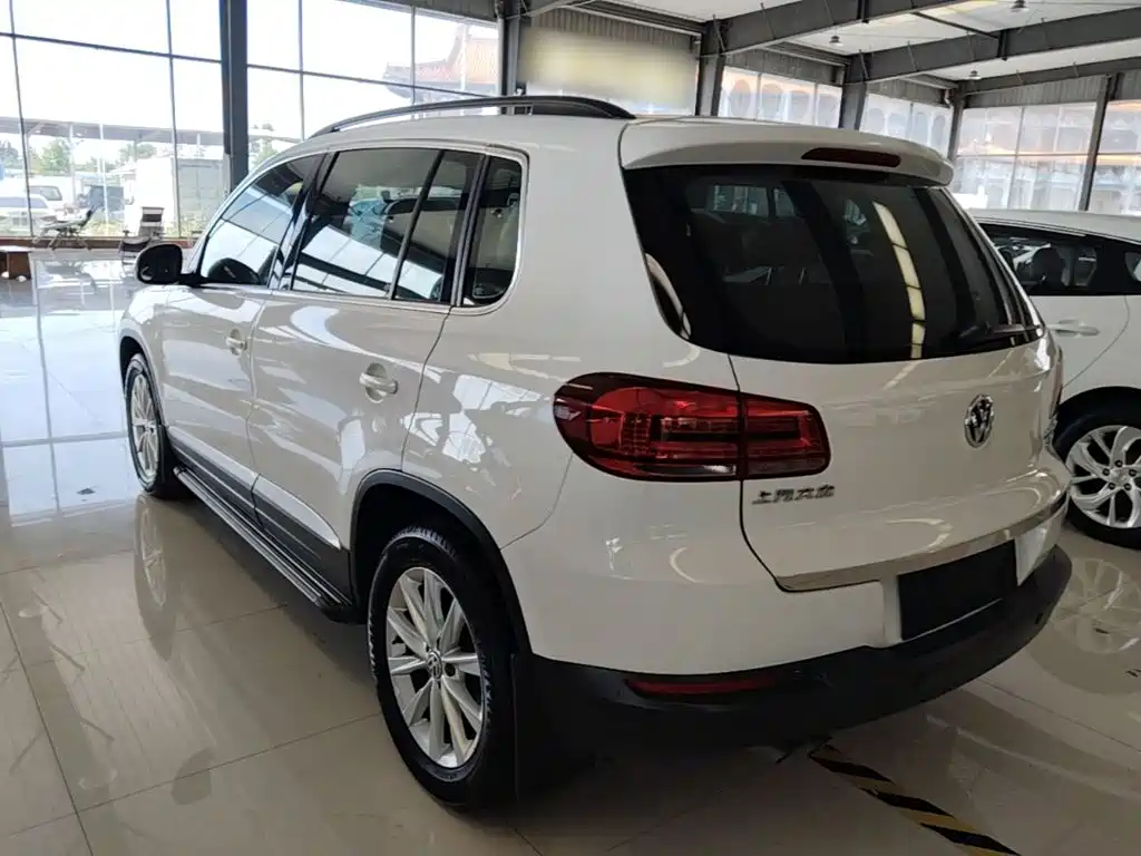 Volkswagen Tiguan — миниатюра 5