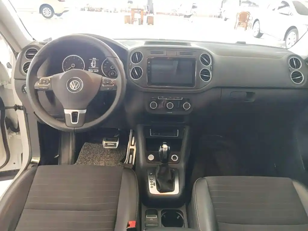 Volkswagen Tiguan — миниатюра 10