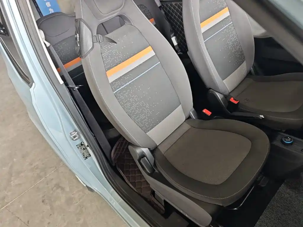 Wuling MINIEV — миниатюра 25