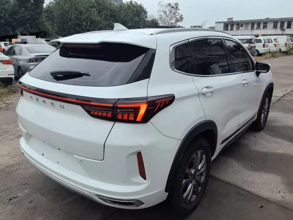 Exeed Zhaofeng — миниатюра 7