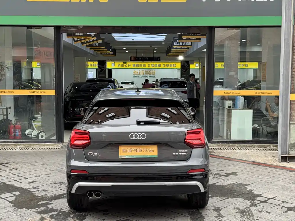 Audi Q2L — миниатюра 5