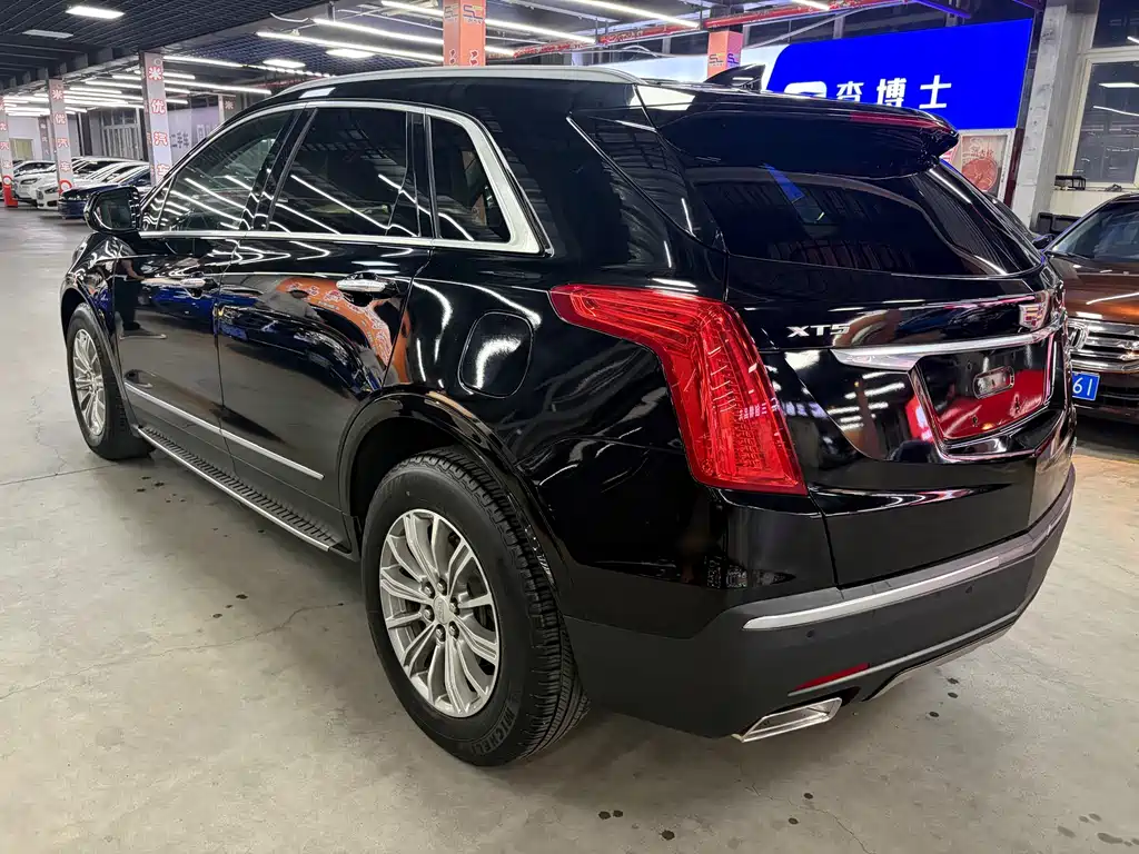 Cadillac XT5 — миниатюра 7