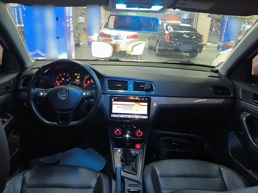Volkswagen Lavida — миниатюра 10