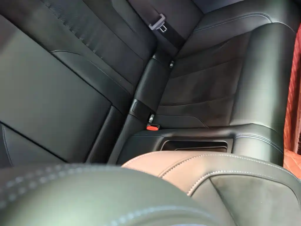 BMW 2 Series (Import) — миниатюра 5