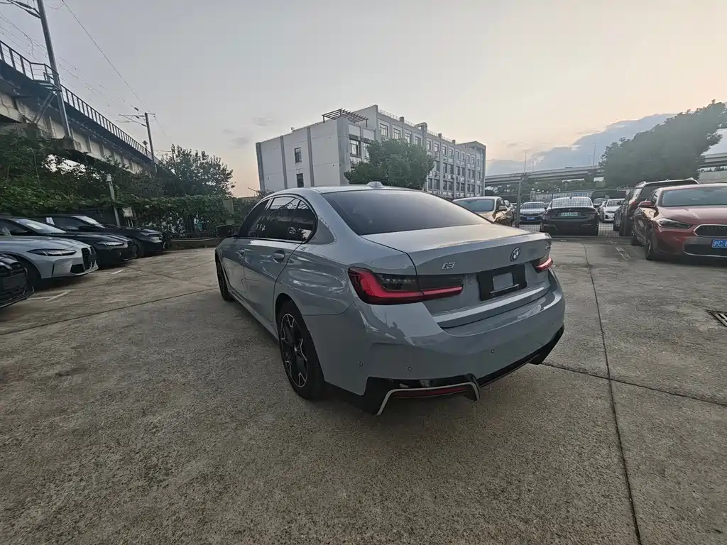 BMW i3 — миниатюра 8